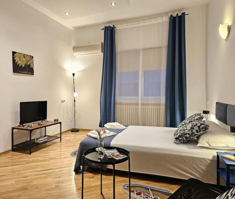 Sweet Dreams Suites Calea Victoriei Sunny Studio Bucarest Extérieur photo